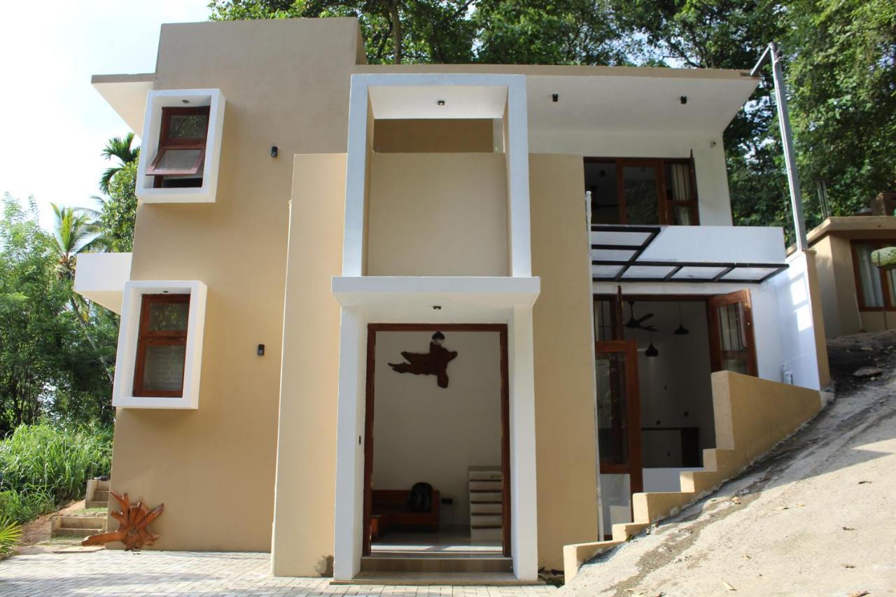 Kandy Lotus Chalet ภายนอก รูปภาพ